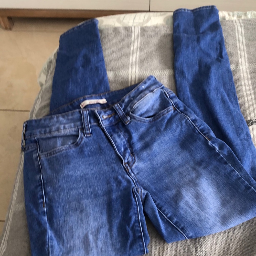 Girls jegging jeans